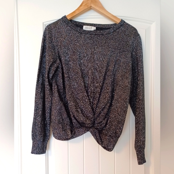 Black sparkly sweater Size M/L - Picture 2 of 10